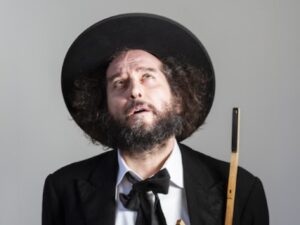 Concerto di Vinicio Capossela il 23 agosto al Teatro Antico di Taormina