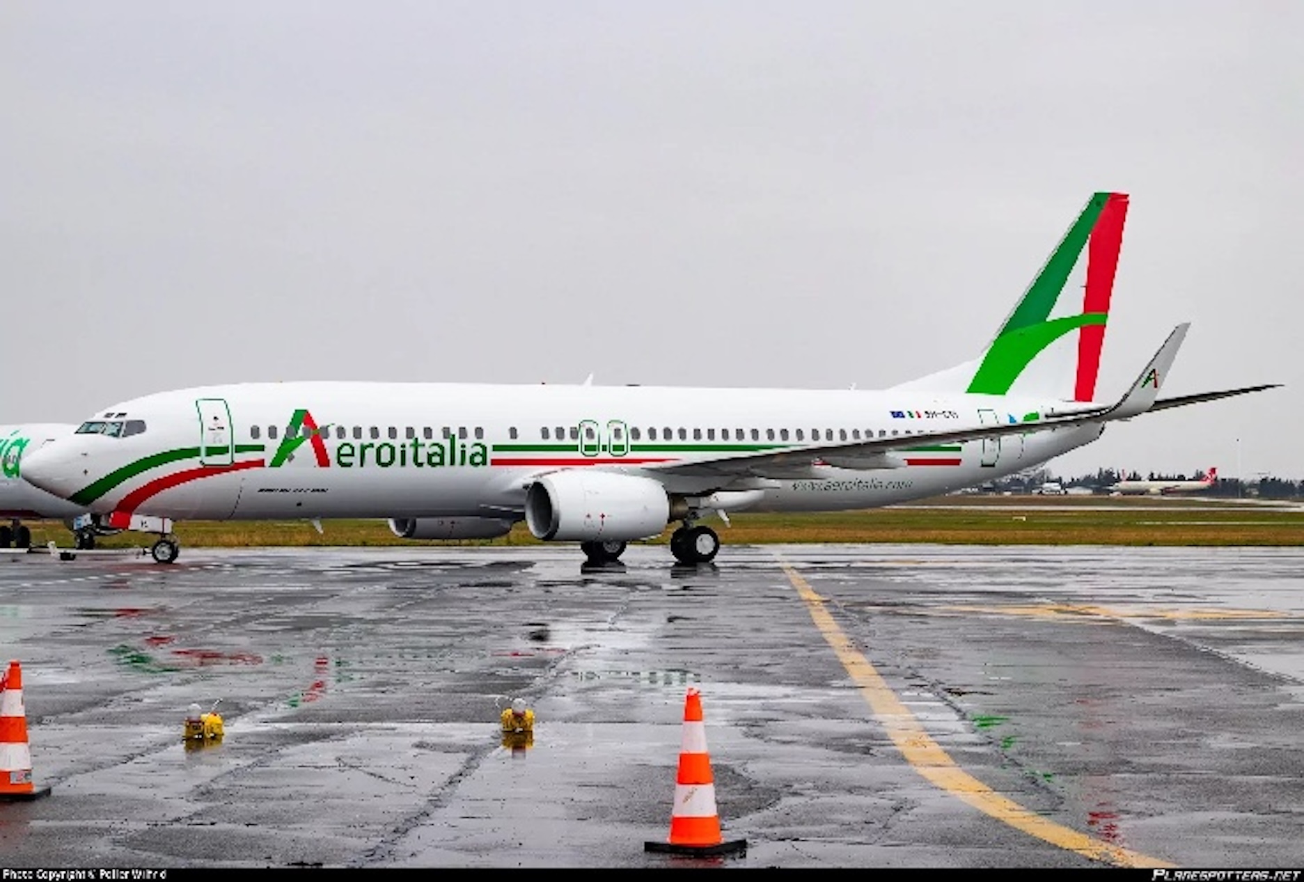 Aeroporto di Comiso, Aeroitalia taglia i voli?