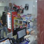 Il VIDEO della rapina al tabacchi di Modica bassa