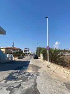Quel divieto di fermata è per evitare incidenti