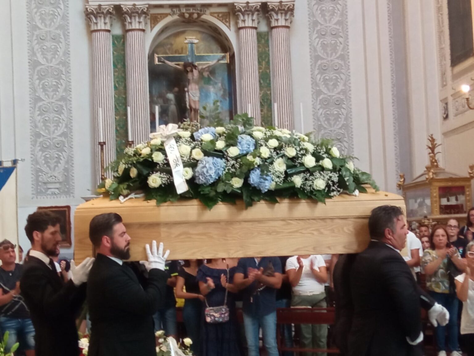 A Comiso i funerali di Rosario Pace