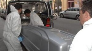 Comiso, uomo muore in un B&b