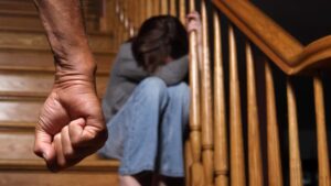 Due arresti per violenza sessuale, vittime una bimba di 7 anni e una 14enne
