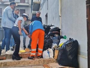 Abbandono di rifiuti a Comiso, arrivano le telecamere intelligenti