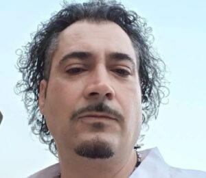 Incidente tra uno scooter e un’auto, morto Massimiliano Costa, 44 anni