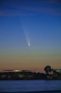 La cometa Atlas a Punta Braccetto, la foto