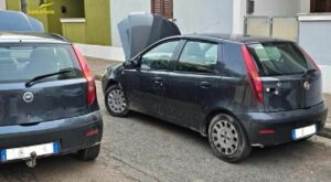 Carrozziere clona l'auto: stesso modello e un'unica assicurazione