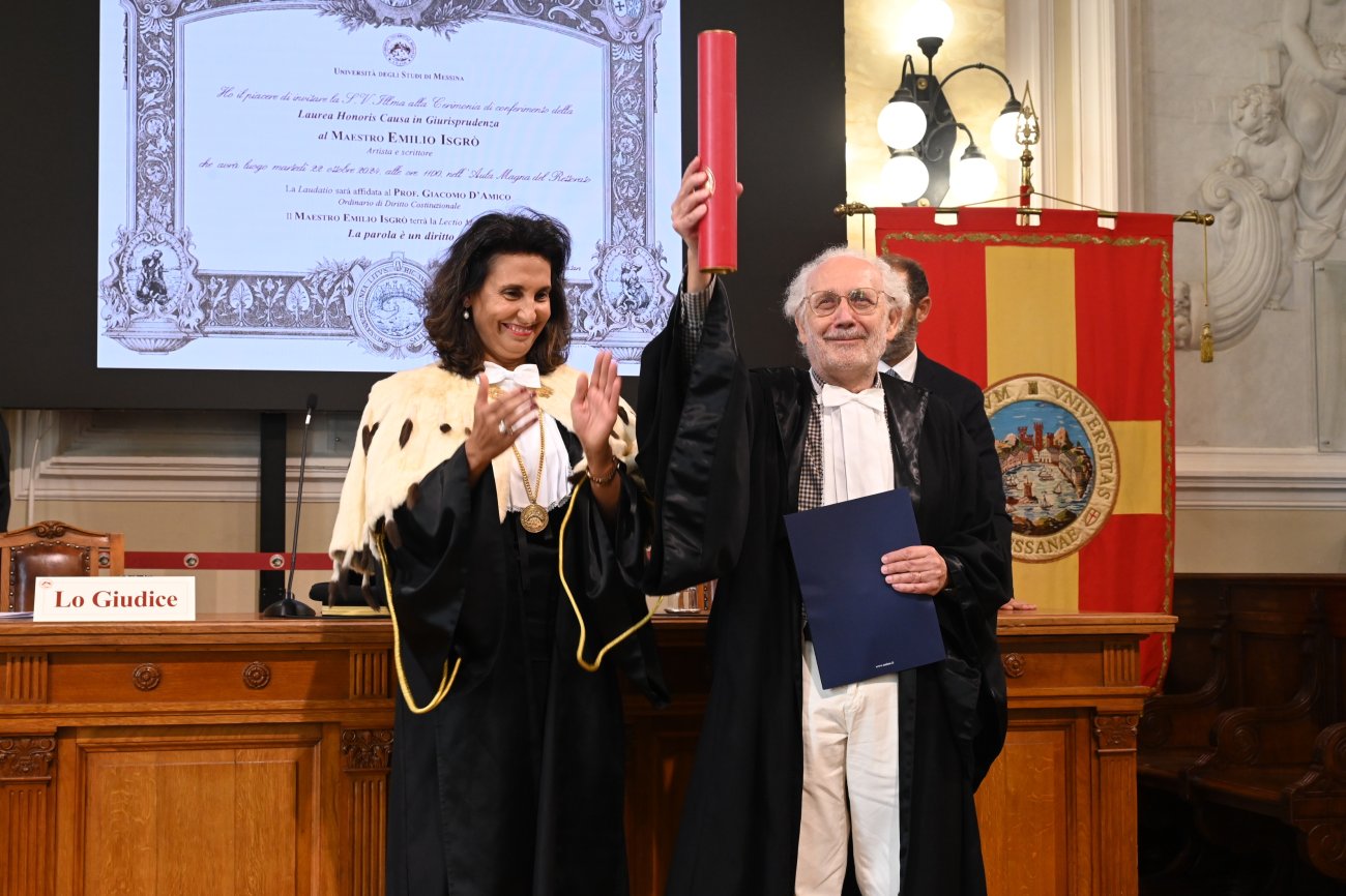 Laurea Honoris Causa all’artista Emilio Isgrò