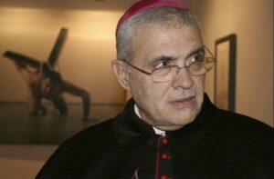 Peculato a Trapani, chiesta la condanna dell’ex vescovo Francesco Miccichè