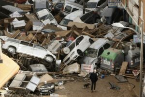 Valencia alluvione, almeno 95 morti e decine di dispersi