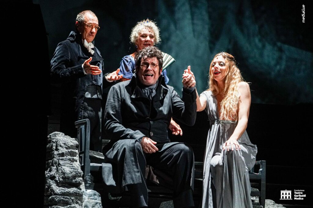 "Guerra e pace" di Tolstoj al Teatro Garibaldi di Modica in replica stasera