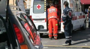 Ragazza di 15 anni si impicca