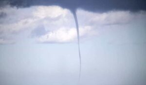 Maltempo, tromba marina a Palermo, il VIDEO