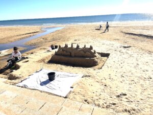 Il castello di sabbia a Marina di Ragusa