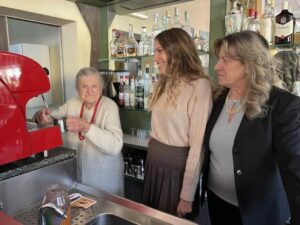 Anna Possi, la barista più anziana d'Italia compie cento anni