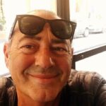 Luca Carboni scopre la pittura: "Dopo il tumore riparto con una mostra"