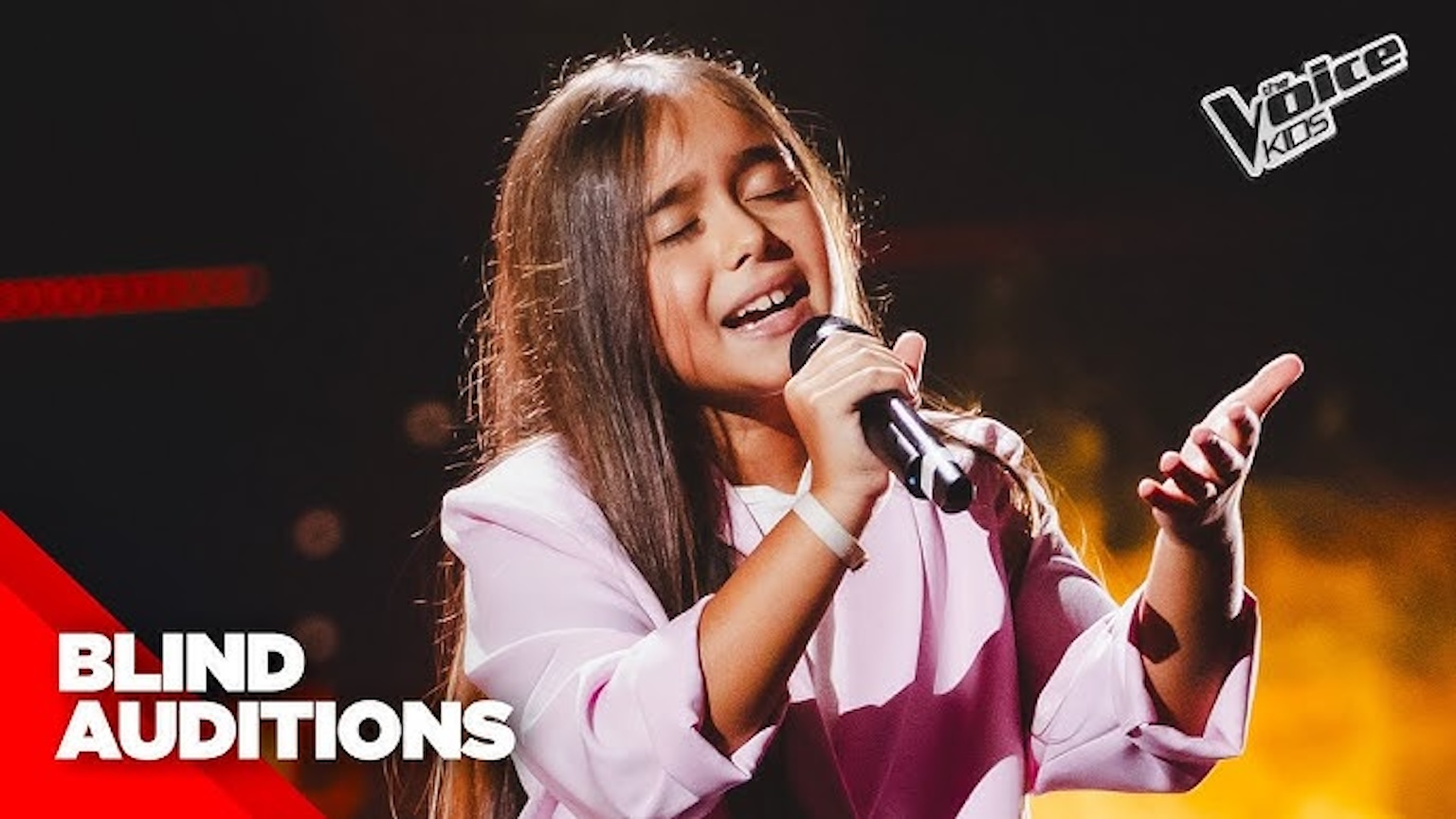 La piccola Flaminia di Vittoria conquista Arisa a The Voice Kids. VIDEO