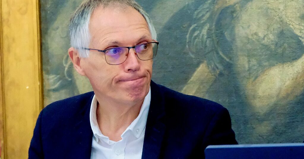 Stellantis, il ceo Carlos Tavares si &egrave; dimesso
