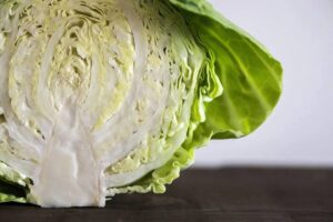 Influenza, cavolo, pompelmo e cicoria, i "farmaci" più preziosi contro i mali di stagione