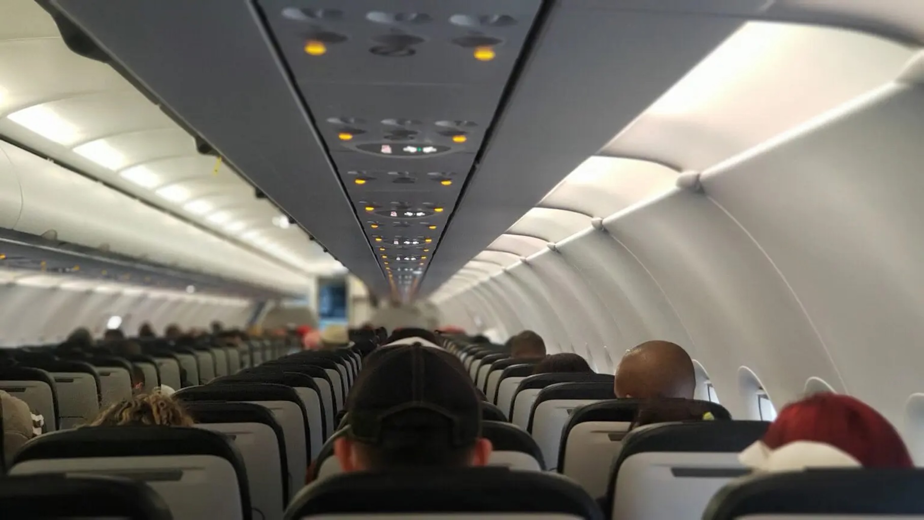 Disagi per i passeggeri di Aeroitalia: Gaetano Mauro invoca l’Intervento del Prefetto