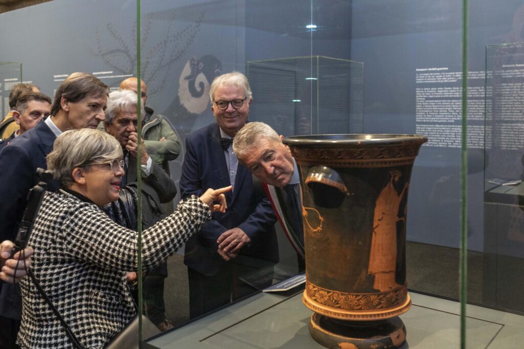 Ad Agrigento la mostra su antichi vasi greci