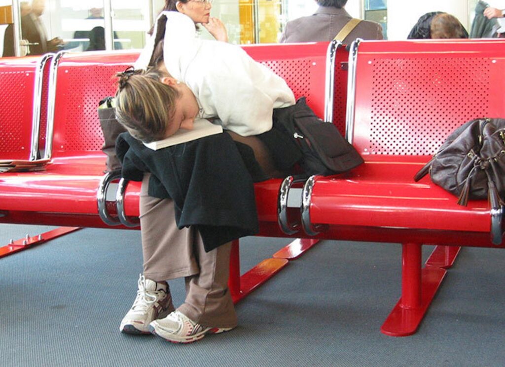 Come fare morire l'aeroporto di Comiso