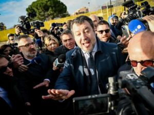 Salvini assolto nel processo Open Arms: «Il fatto non sussiste». Le lacrime di Francesca Verdini