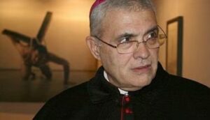 Peculato con i soldi dell’8X1000: l’ex vescovo di Trapani Miccichè assolto e prescritto