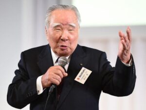 È morto il signor Suzuki