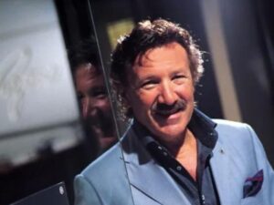 Cesare Ragazzi è morto: il re del trapianto di capelli aveva 83 anni