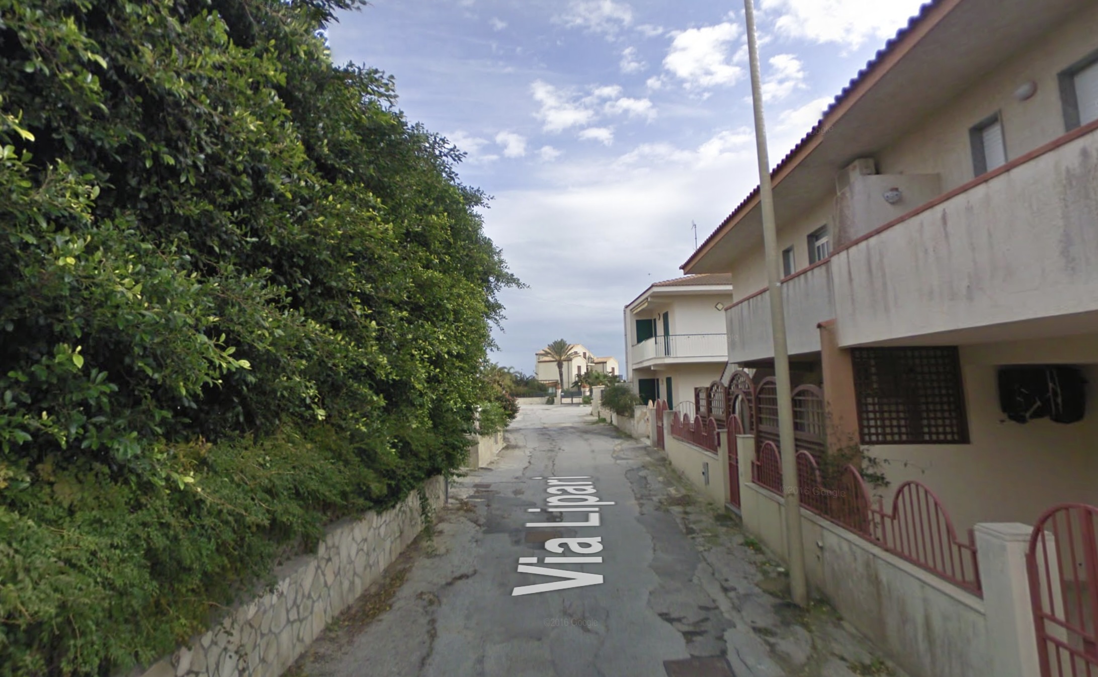 Ladri prendono di mira villette in via Lipari a Marina di Modica
