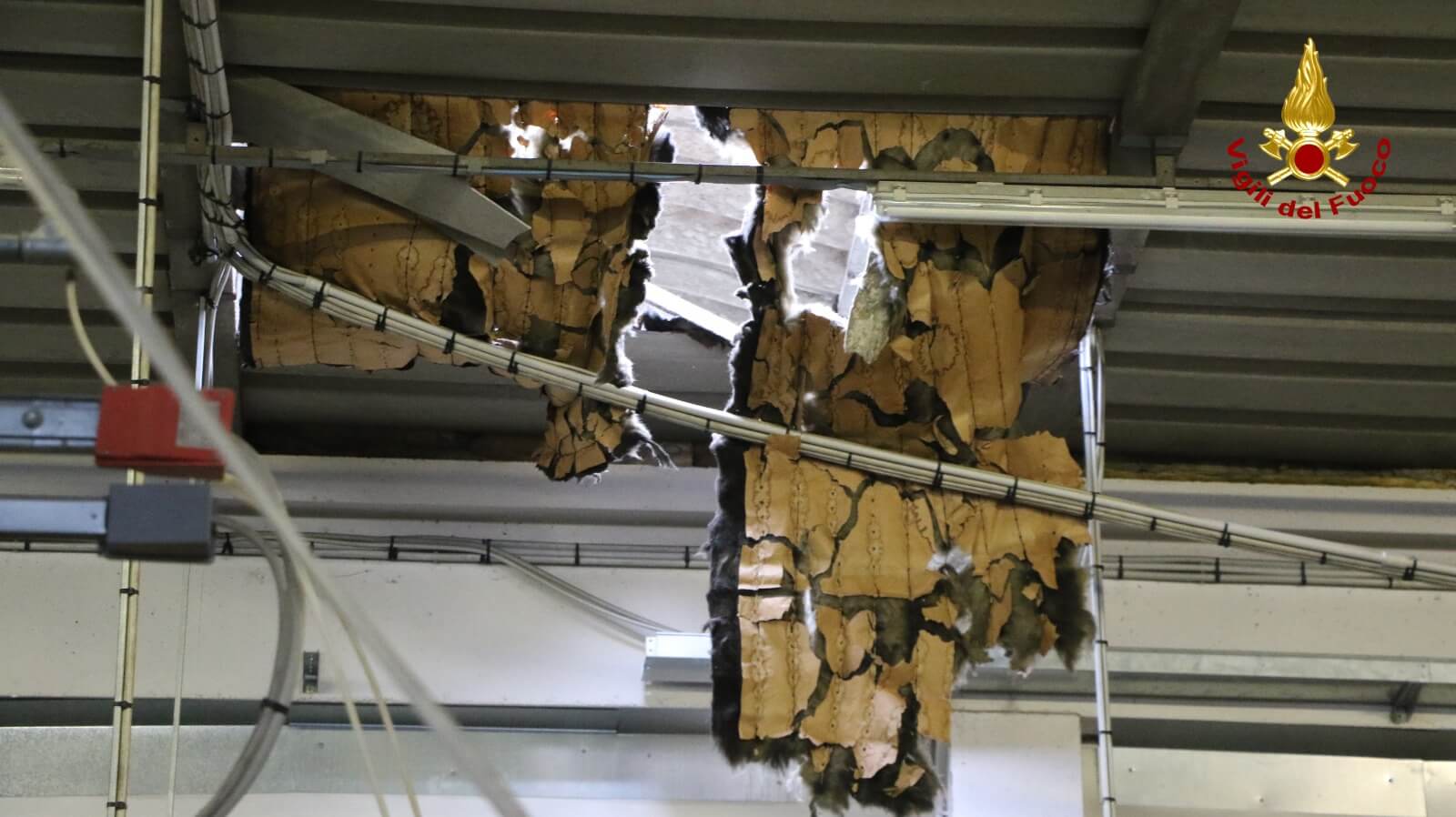 Vittoria, incidente sul lavoro: operaio cade da un’altezza considerevole