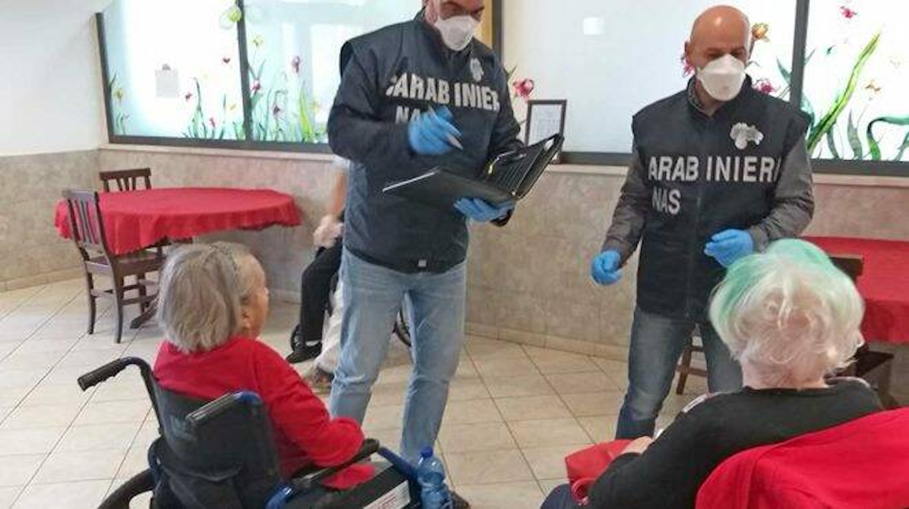 Ragusa, arrestati i due gestori di casa di riposo, un uomo e una donna. 6 misure interdittive