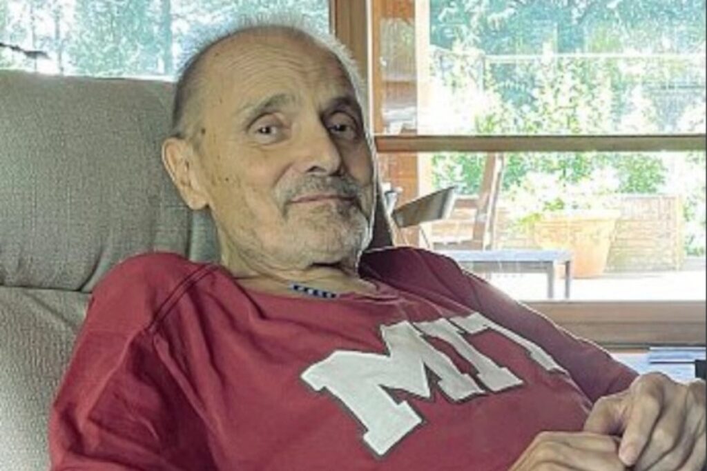 Oliviero Toscani ricoverato, il fotografo &egrave; in gravi condizioni