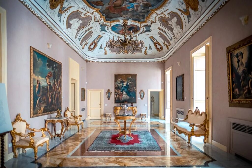 Visite a Palazzo Drago Ajroldi, dimora nobiliare settecentesca a Palermo