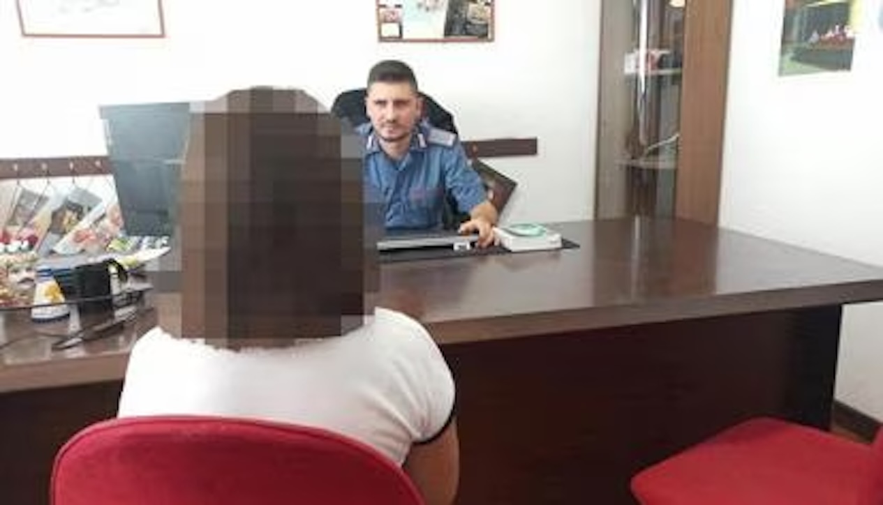 «Dammi un bacino…», l’audio che incastra l’ex preside di Grammichele, condannato a 4 anni e 6 mesi