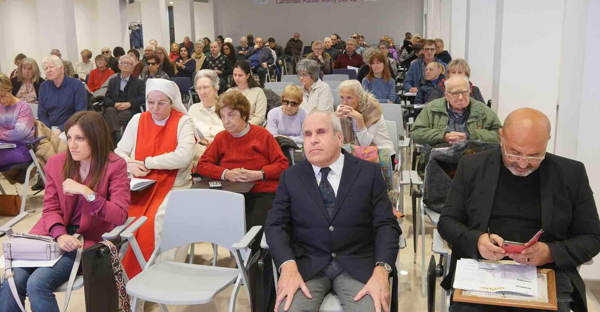 Movimento Apostolico Ciechi di Ragusa visita il Museo civico “L’Italia in Africa”