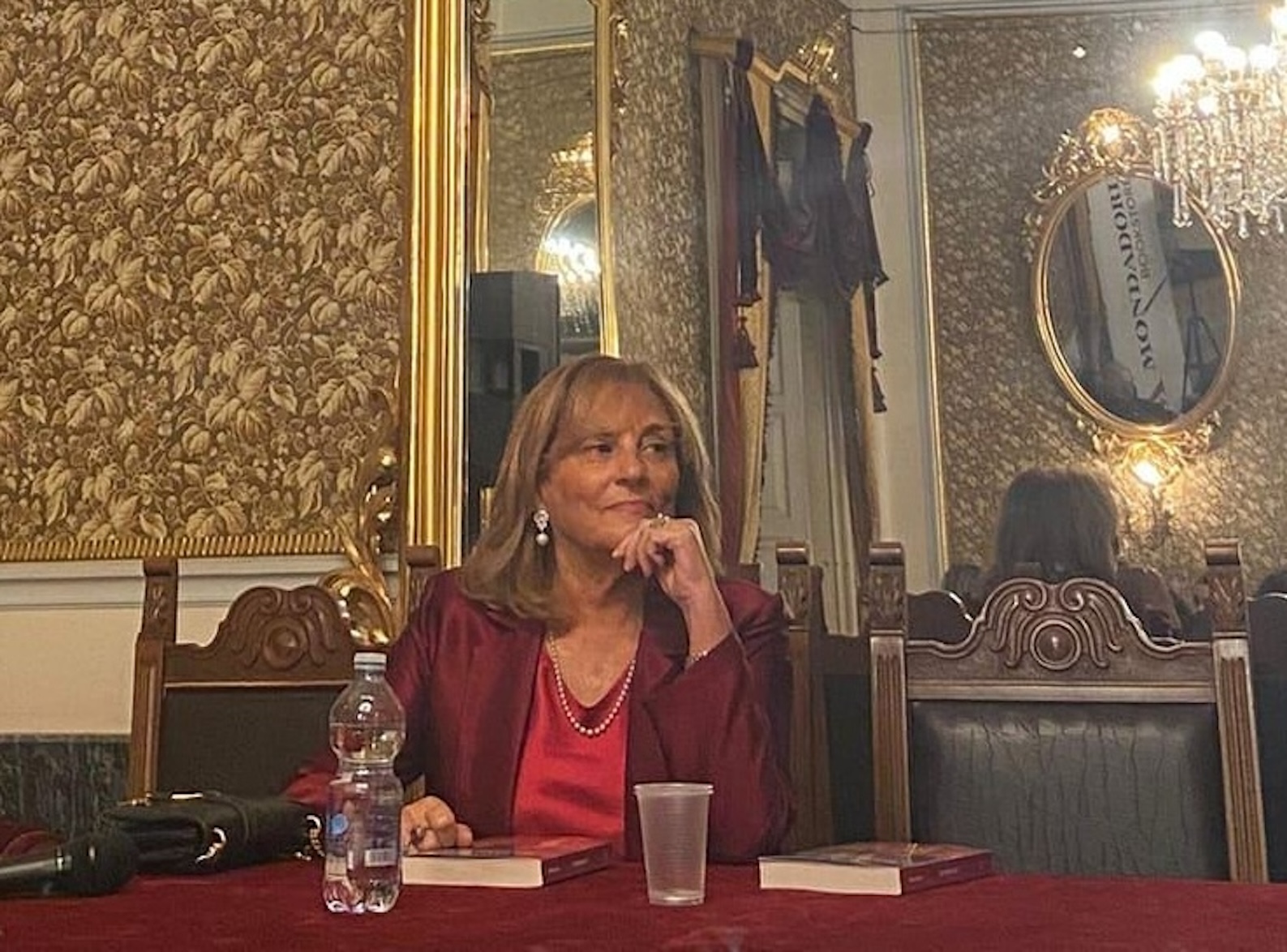 Libri, Emma Di Rao a Modica con il romanzo Veleni e profumi