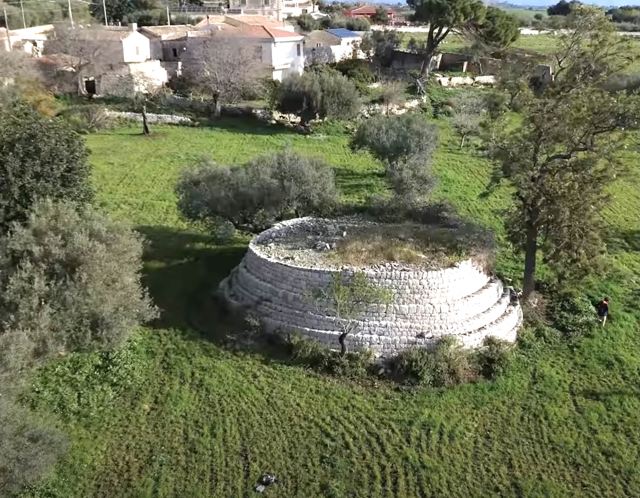 Escursione al muragghiu di contrada Crocevia a Cava Ispica. VIDEO