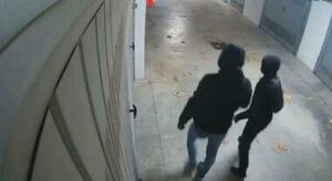 L'algerino che si aggira intorno alle villette a Marina di Ragusa