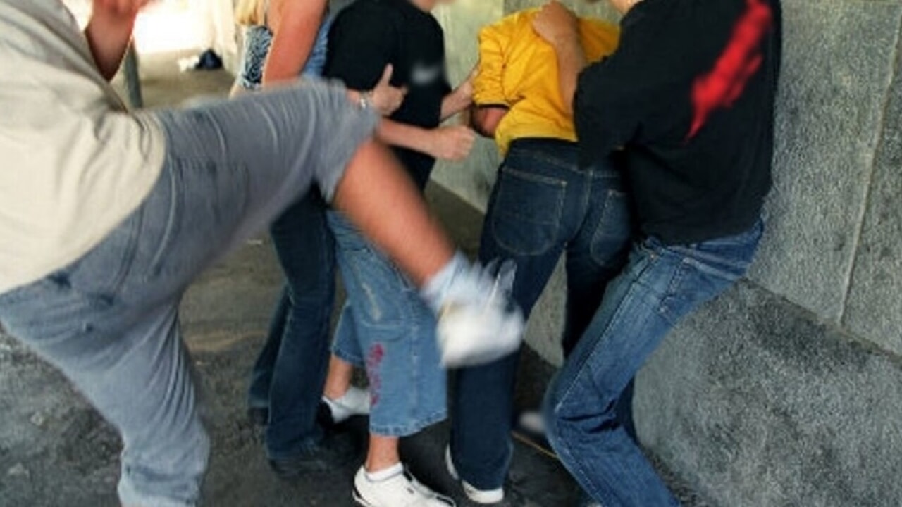 Rissa tra due famiglie per problemi di vicinato: Carabinieri arrestano 4 persone