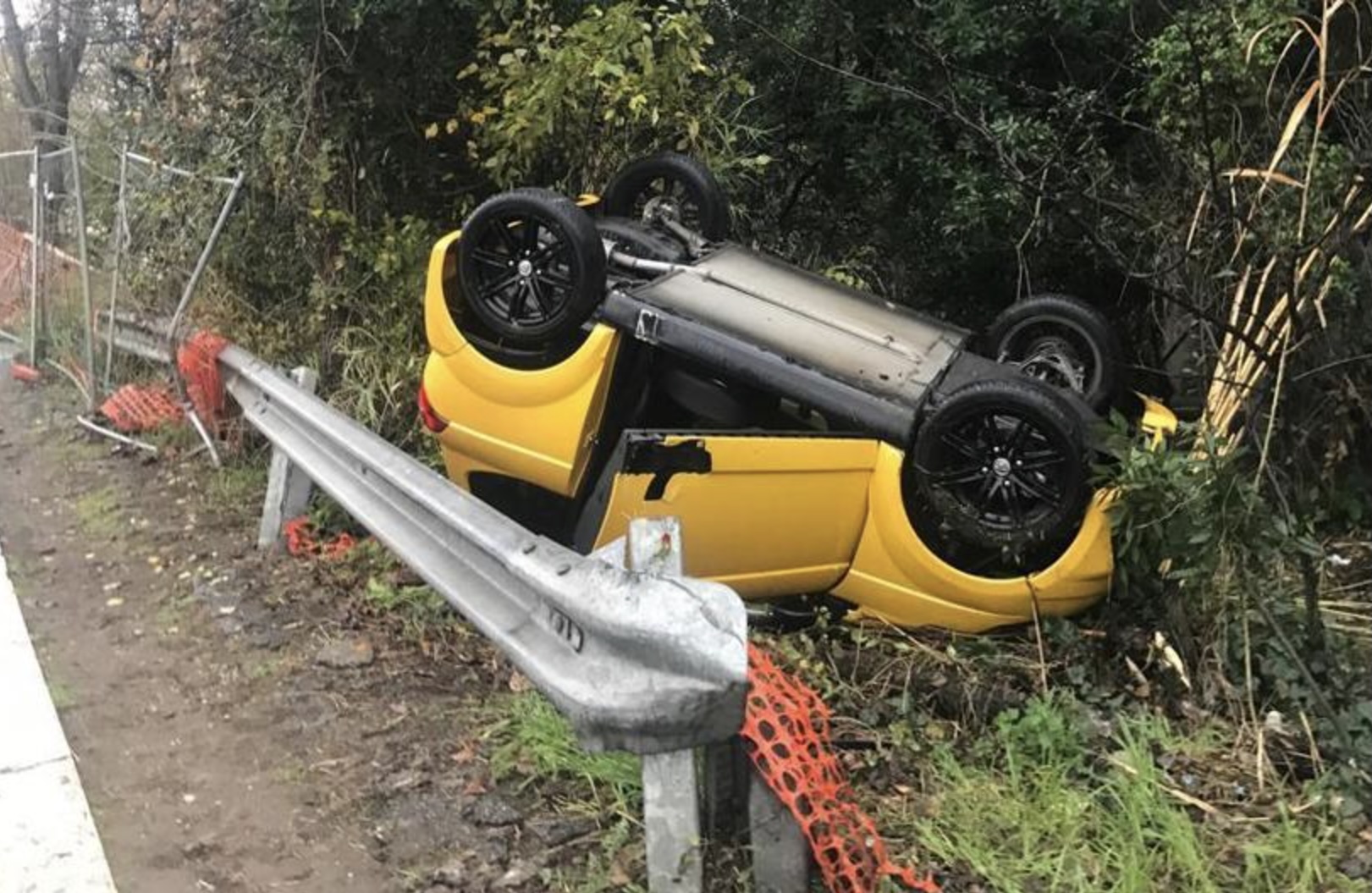 Incidente notturno sulla Comiso-Vittoria, ferite due ragazzine, a una delle due asportata la milza
