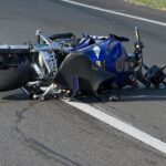 Pozzallo, grave incidente nei pressi del porto: giovane motociclista in prognosi riservata