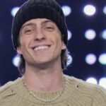 Sangiovanni, la depressione, l'ex fidanzata, l'addio alla musica poi il ritorno