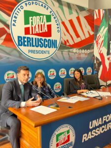 Ragusa, Gaetano Mauro aderisce a Forza Italia: “Partito territoriale, sposa le mie battaglie”