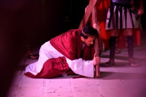 A Comiso ieri sera la rappresentazione itinerante della Passione di Cristo