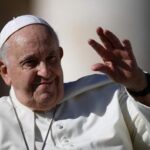 Francesco: "Sepolto nella nuda terra, con nome Franciscus