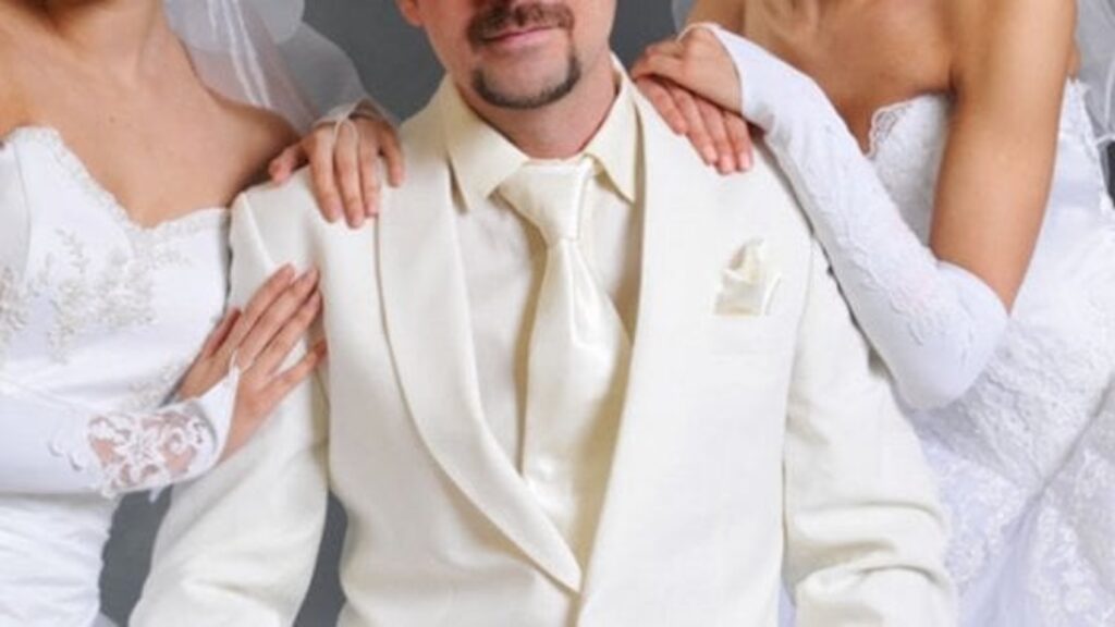 Lei vuole divorziare ma scopre che il marito era gi&agrave; sposato con un&rsquo;altra