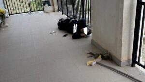 Modica, si addormenta al cimitero e non vuole andarsene