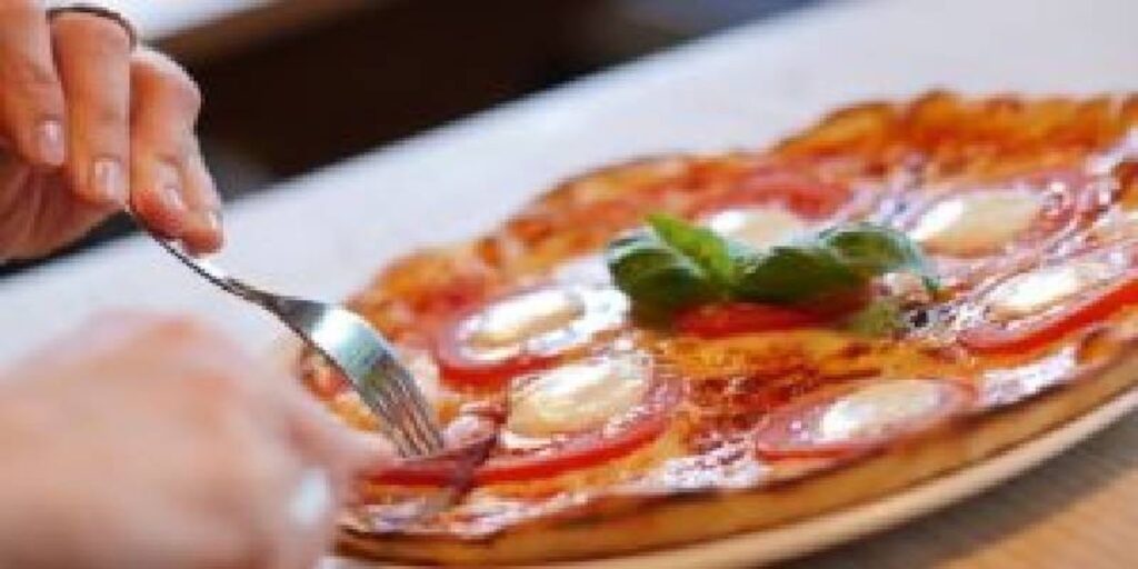 Caro pizza, in sei anni aumenti di quasi il 20%